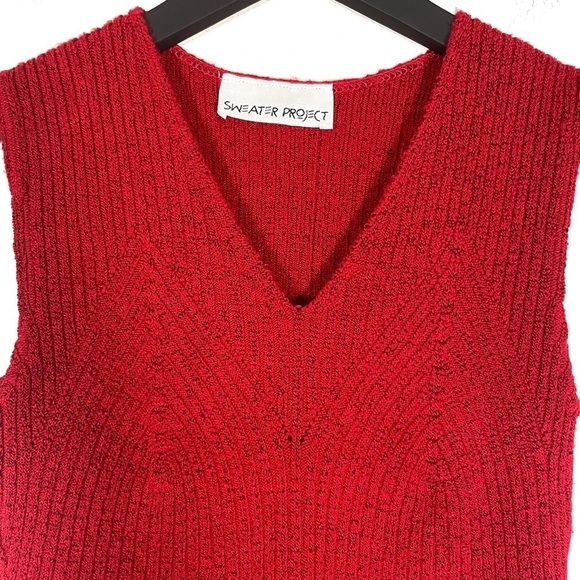 Sweater Project Sleeveless V-Neck Sweater Vest - Picture 3 of 4
